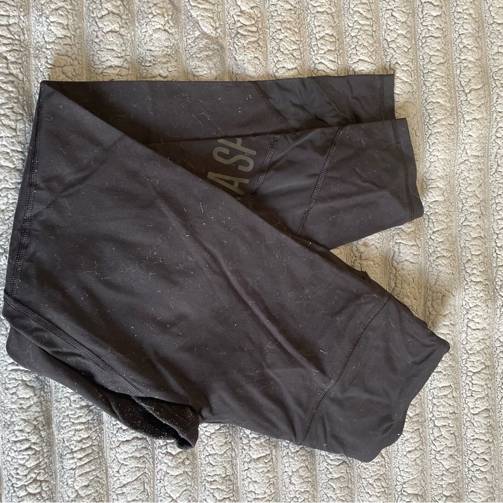 Victoria's Secret Sport Black Leggings with Matte Black VS Logo